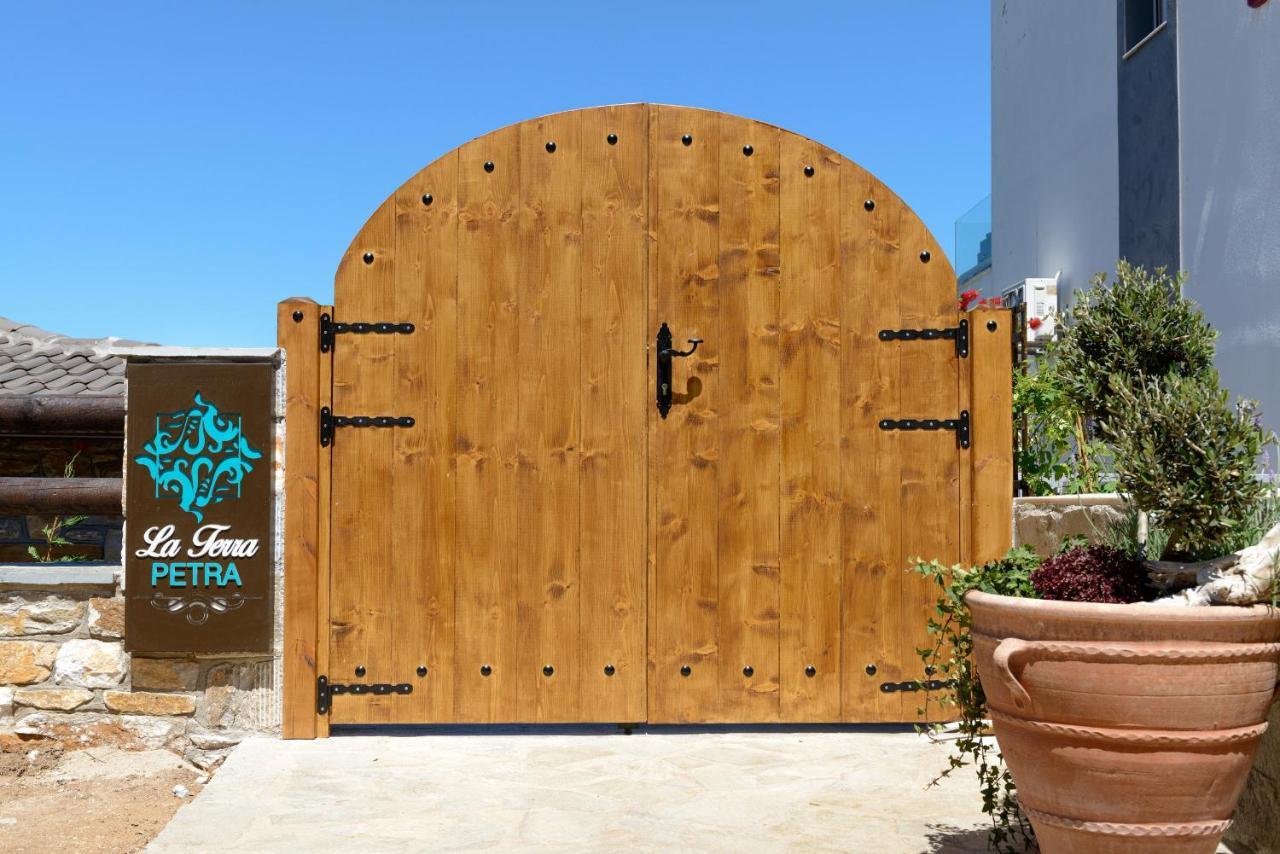 La Terra Petra Villa Skala Rachoni  Ngoại thất bức ảnh